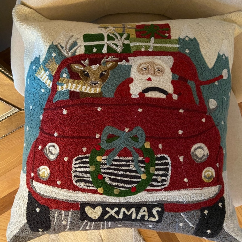 ****Sold****Pottery Barn Christmas Crewel Pillow